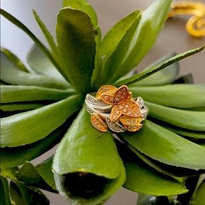 Tri-color butterfly ring